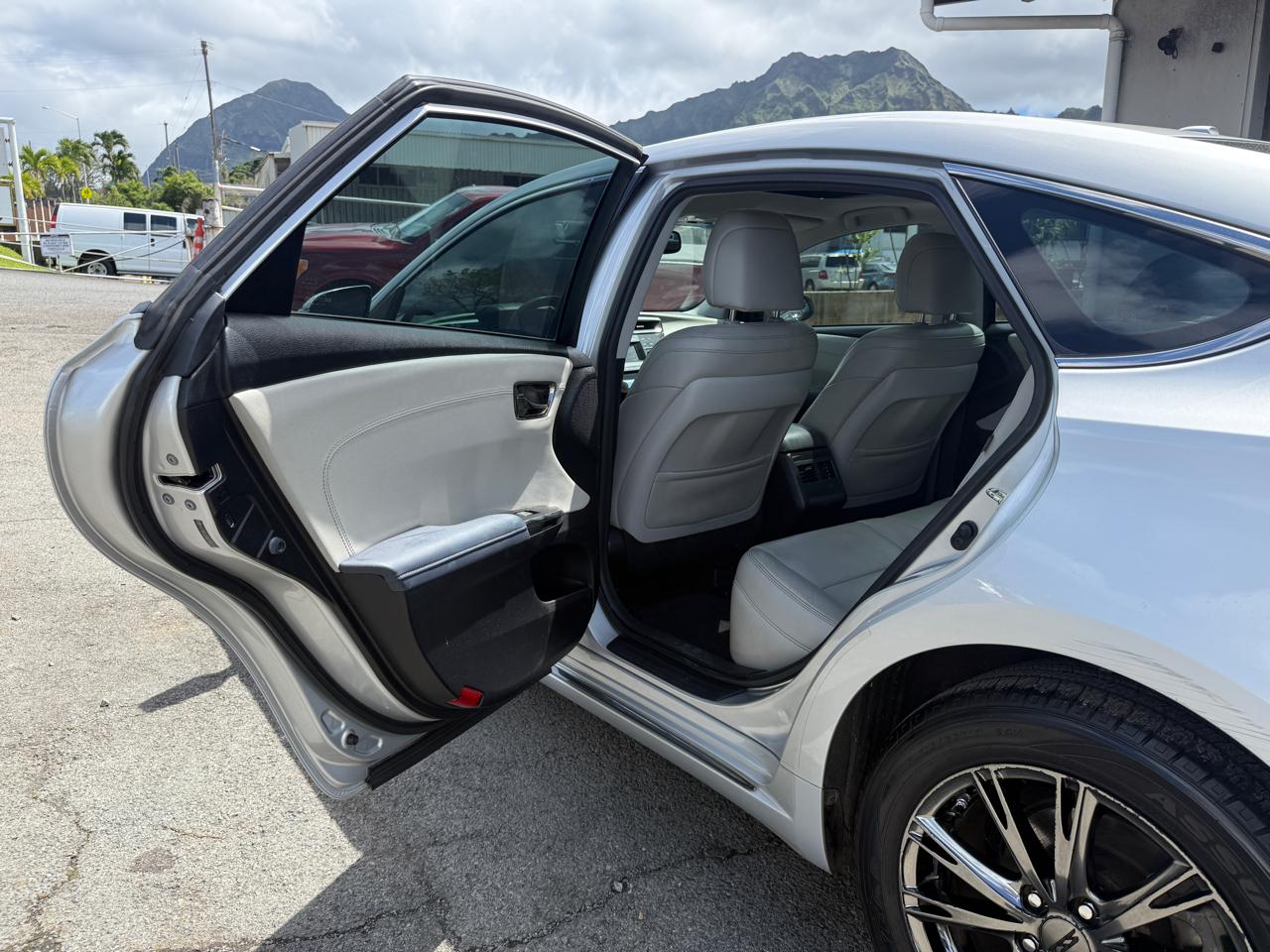 Toyota Avalon XLE Premium 2014