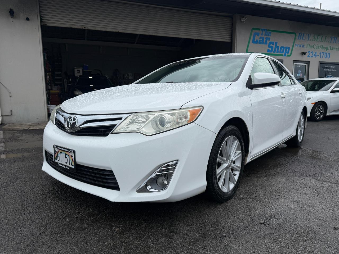 Toyota Camry XLE V6 2014