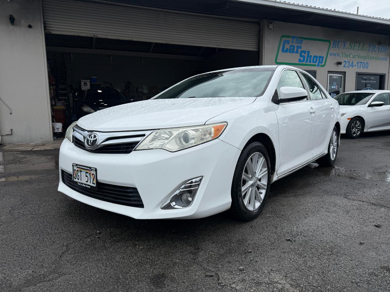Toyota Camry XLE V6 2014