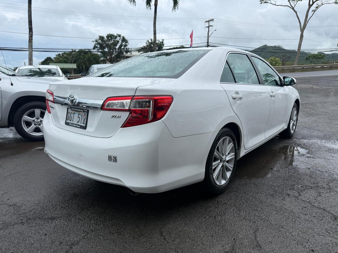 Toyota Camry XLE V6 2014