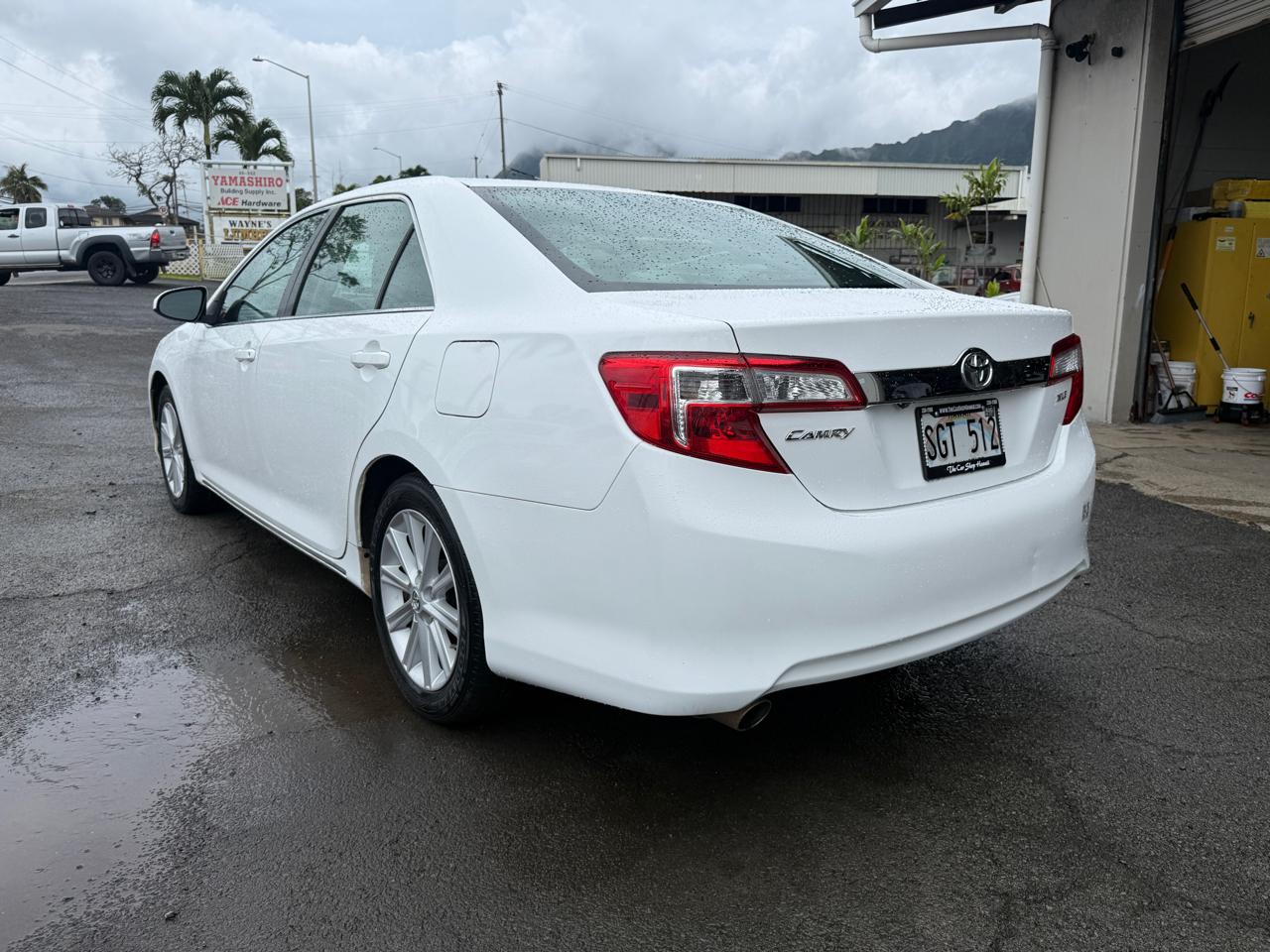 Toyota Camry XLE V6 2014
