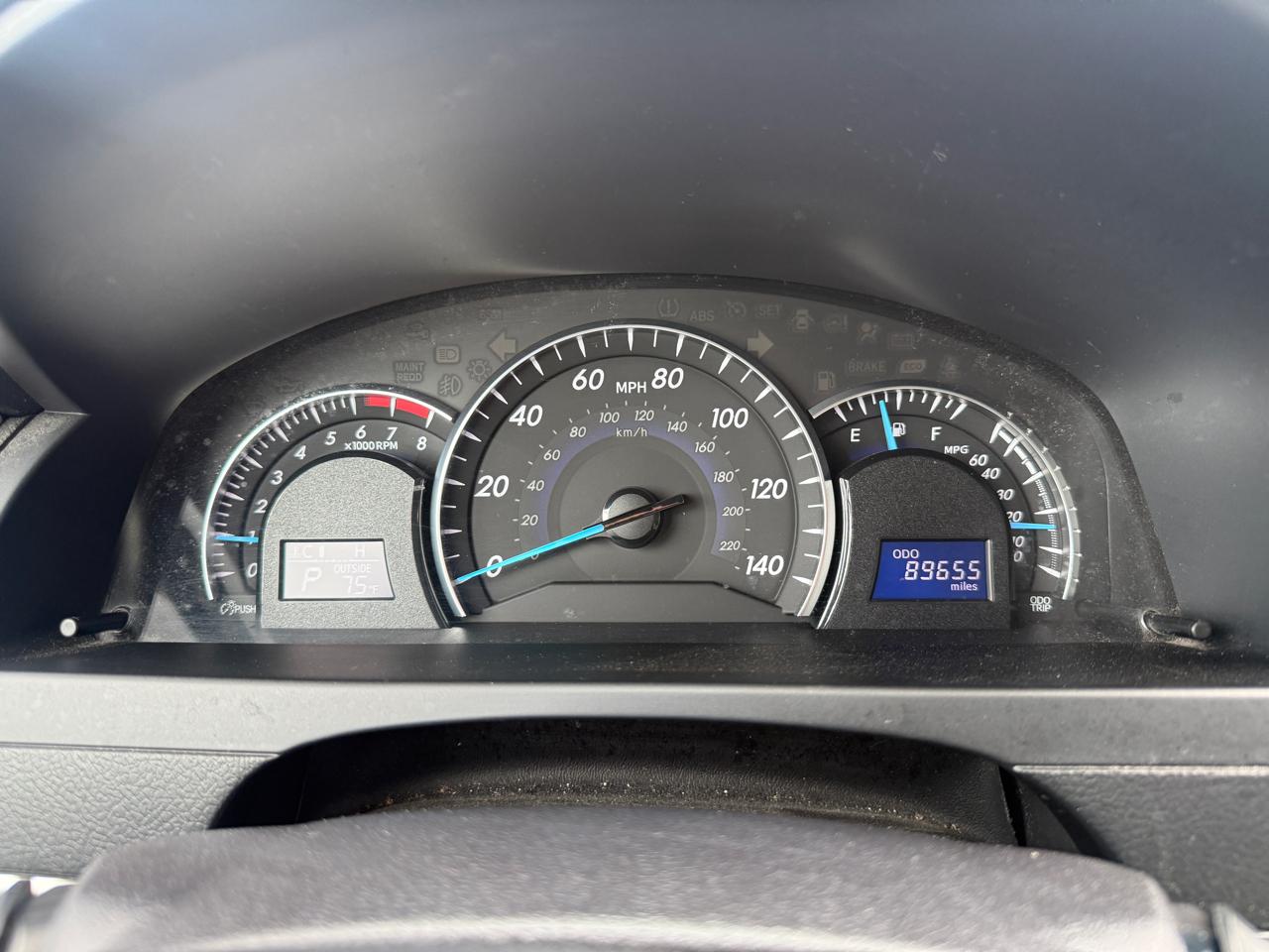 Toyota Camry XLE V6 2014