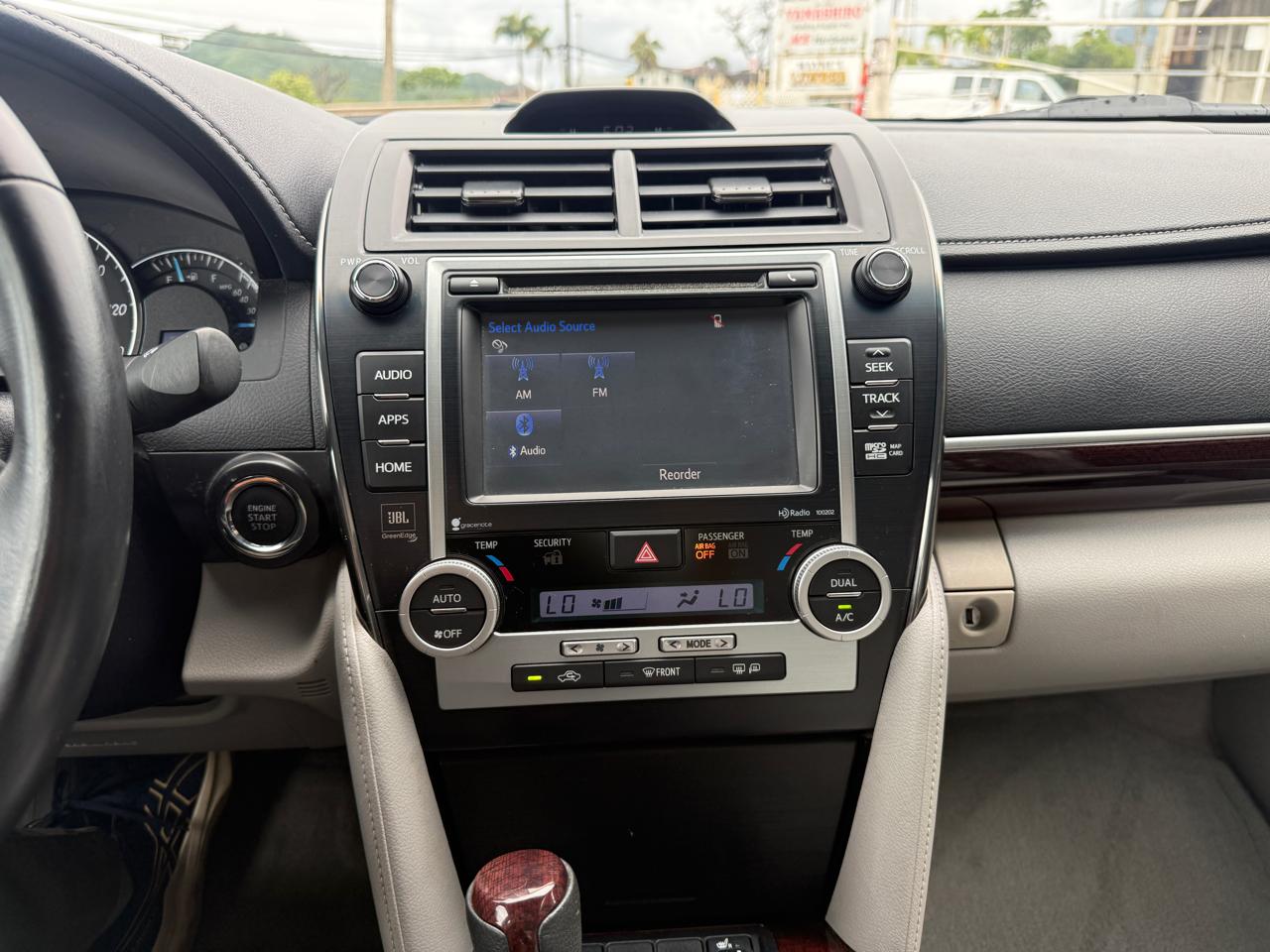 Toyota Camry XLE V6 2014