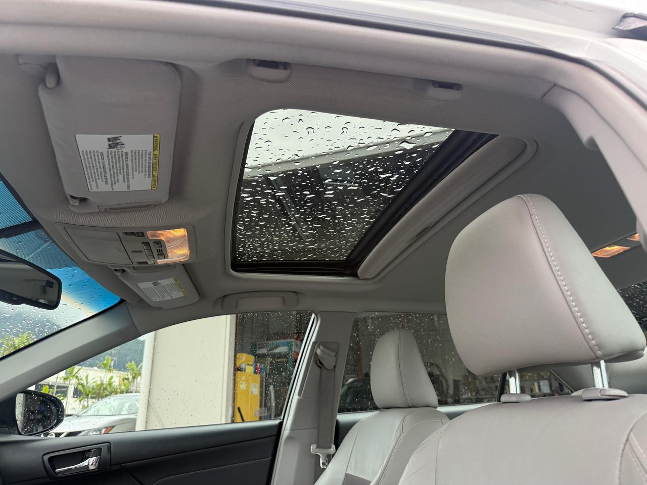 Toyota Camry XLE V6 2014