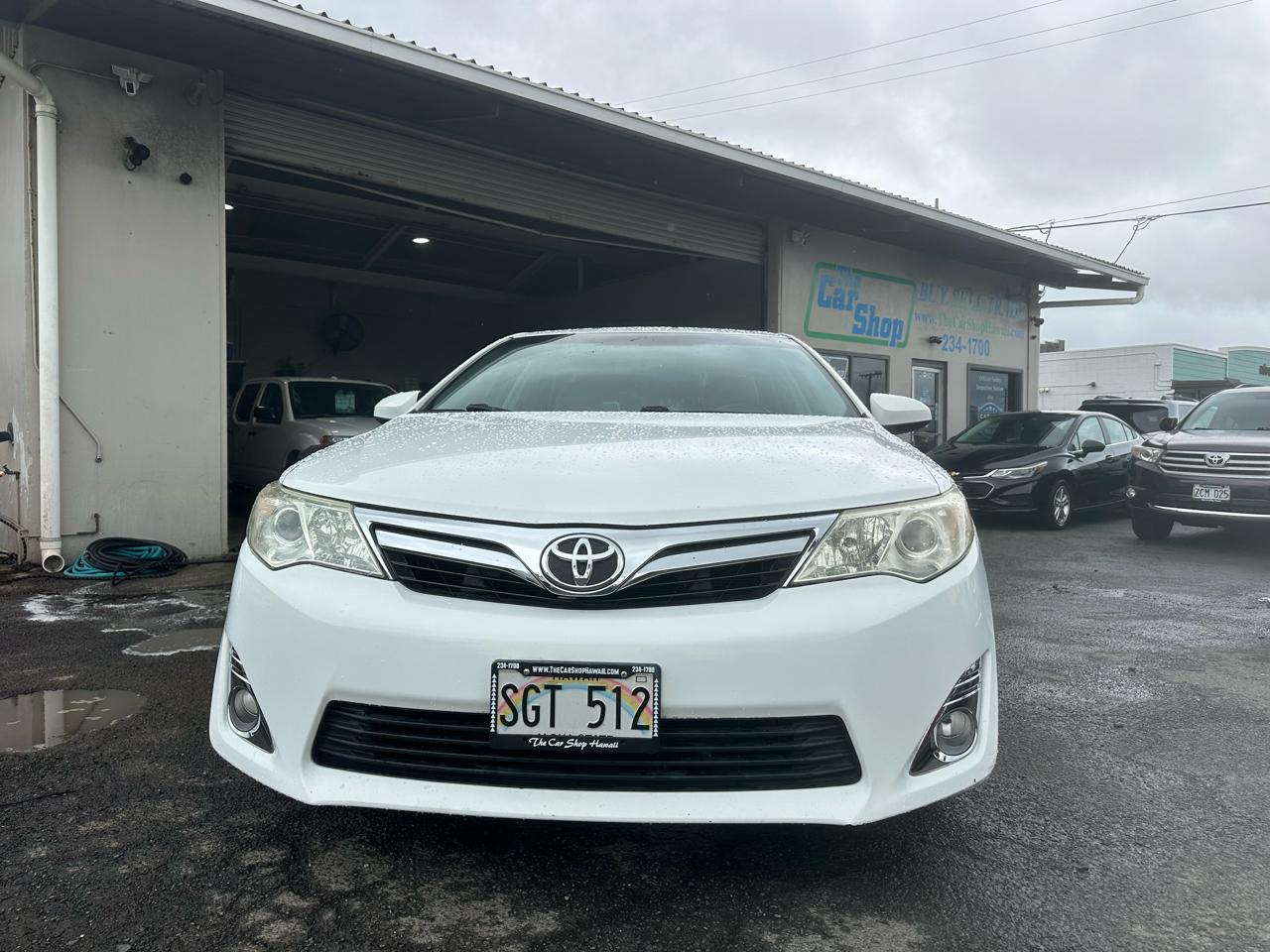 Toyota Camry XLE V6 2014