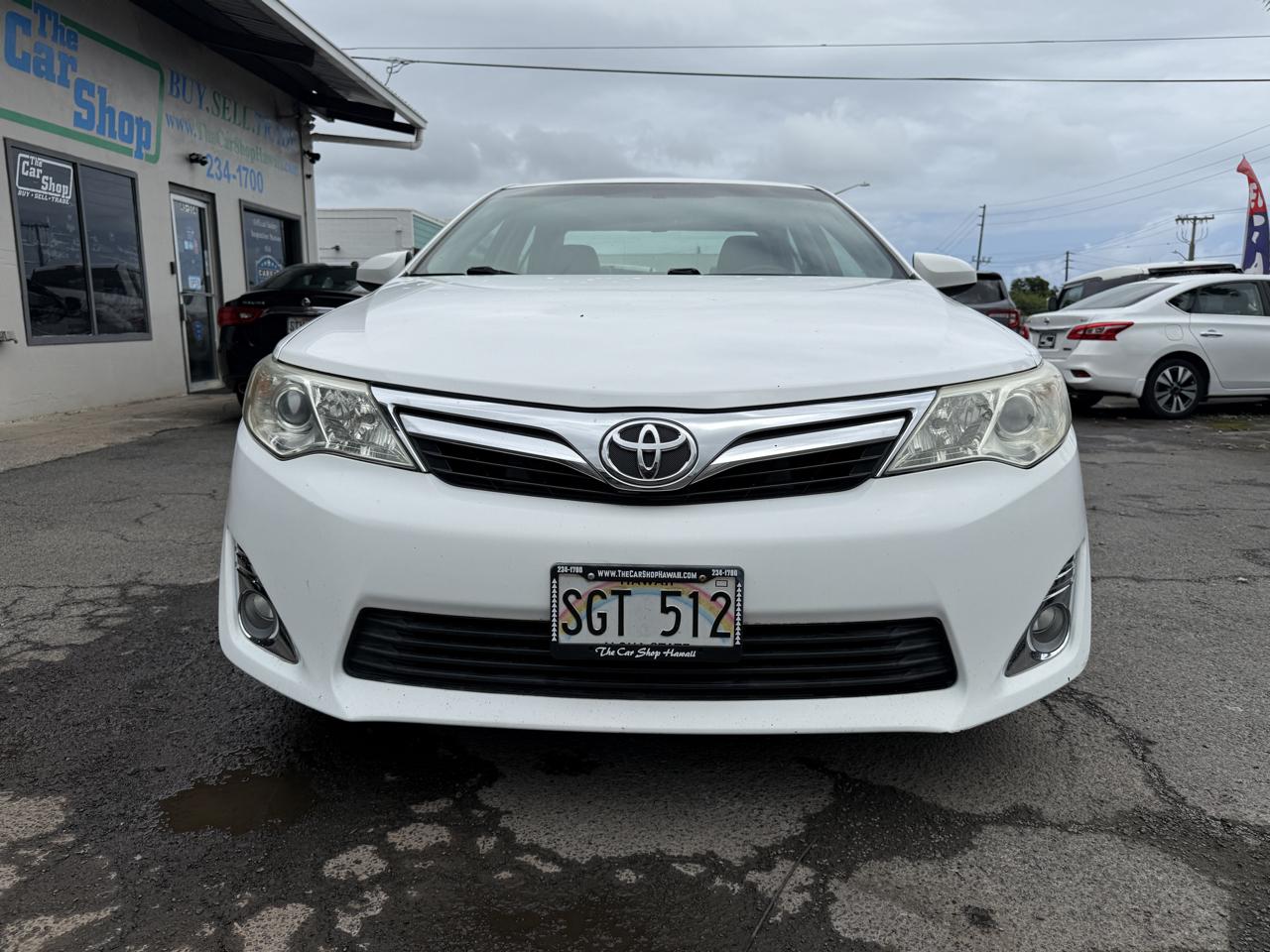 Toyota Camry XLE V6 2014