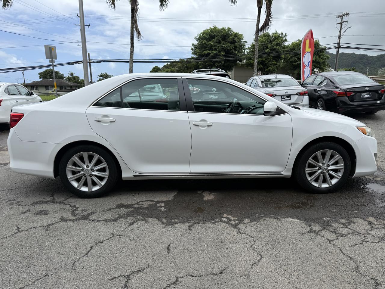 Toyota Camry XLE V6 2014