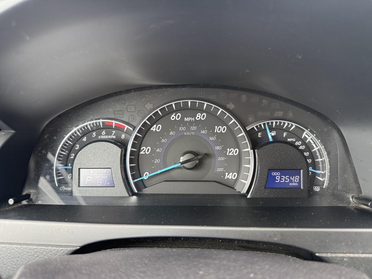 Toyota Camry XLE V6 2014