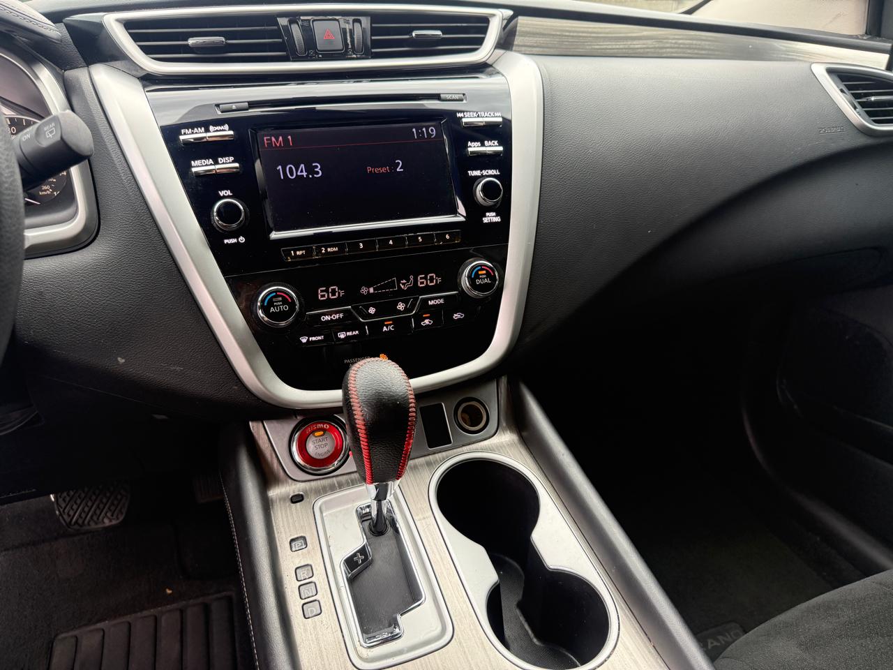 Nissan Murano SV 2015