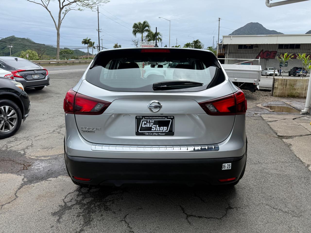 Nissan Rogue Sport S 2017