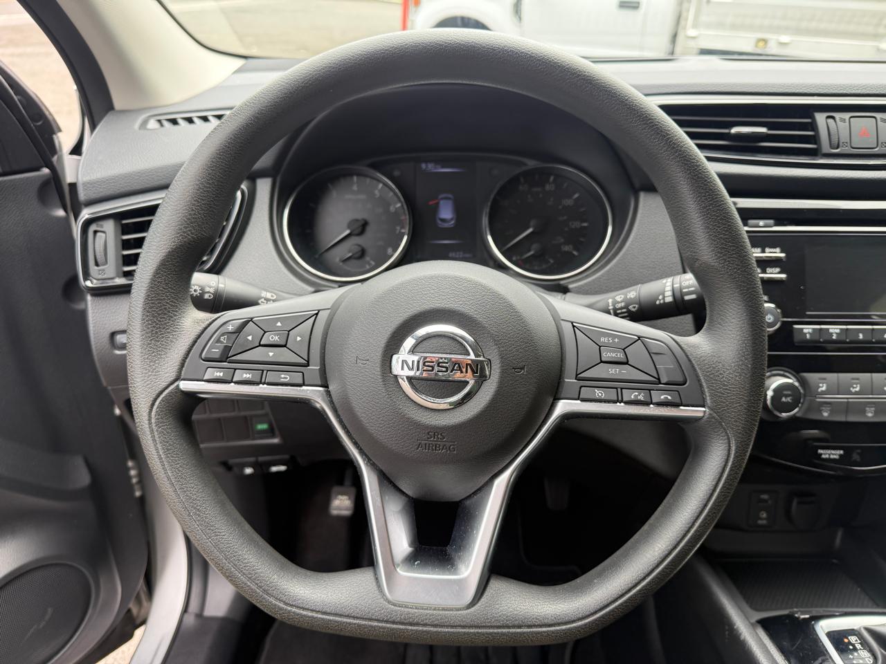 Nissan Rogue Sport S 2017