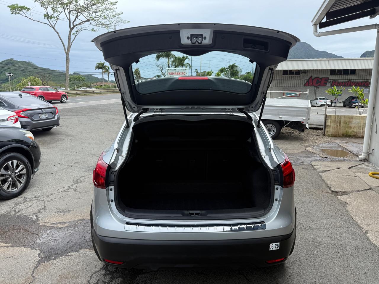 Nissan Rogue Sport S 2017