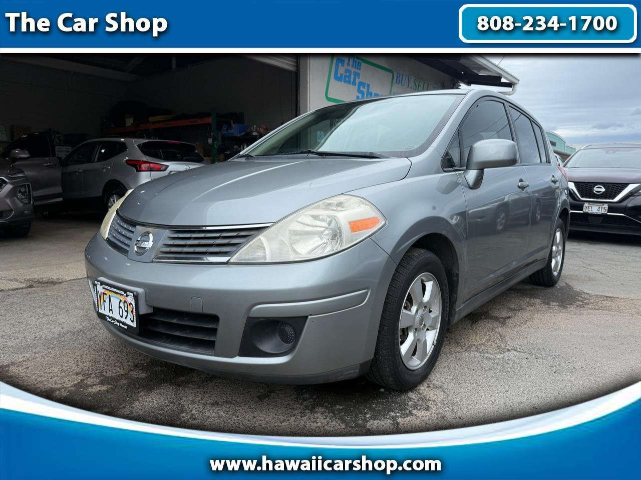 Nissan Versa 1.8 SL Hatchback 2009
