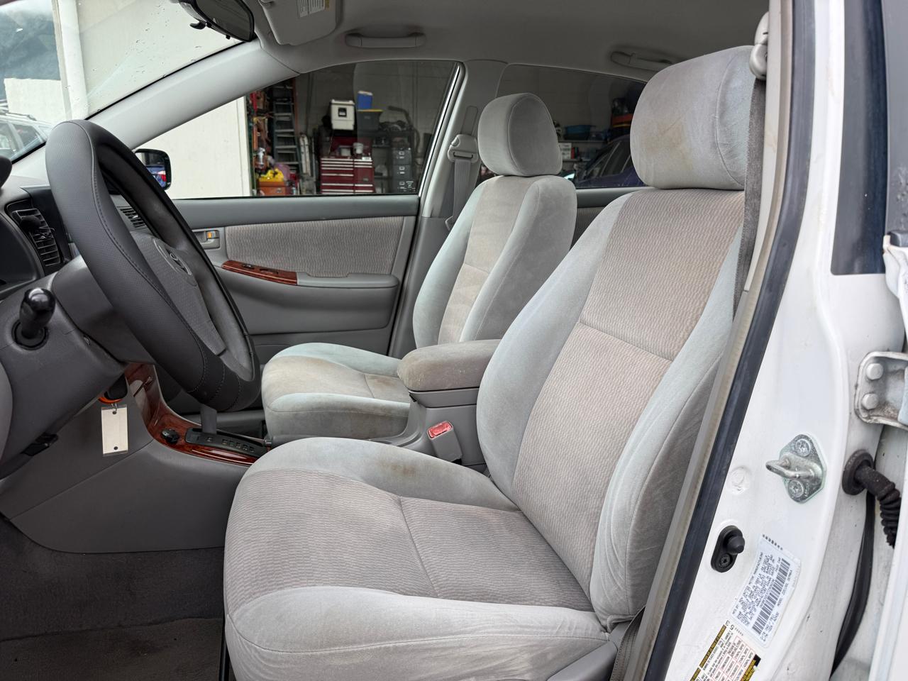 Toyota Corolla LE 2007