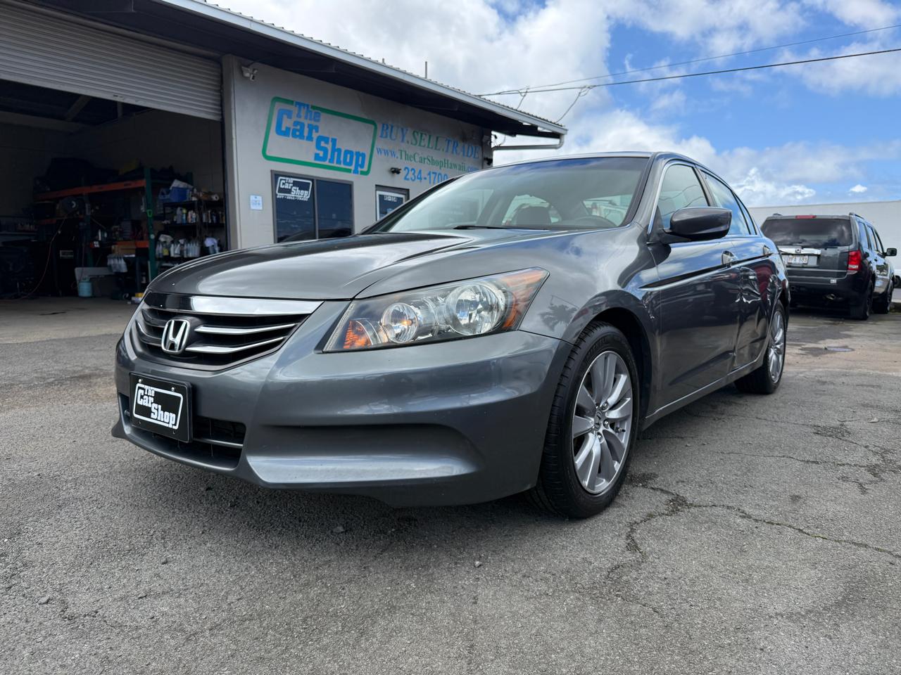 Honda Accord EX Sedan AT 2011