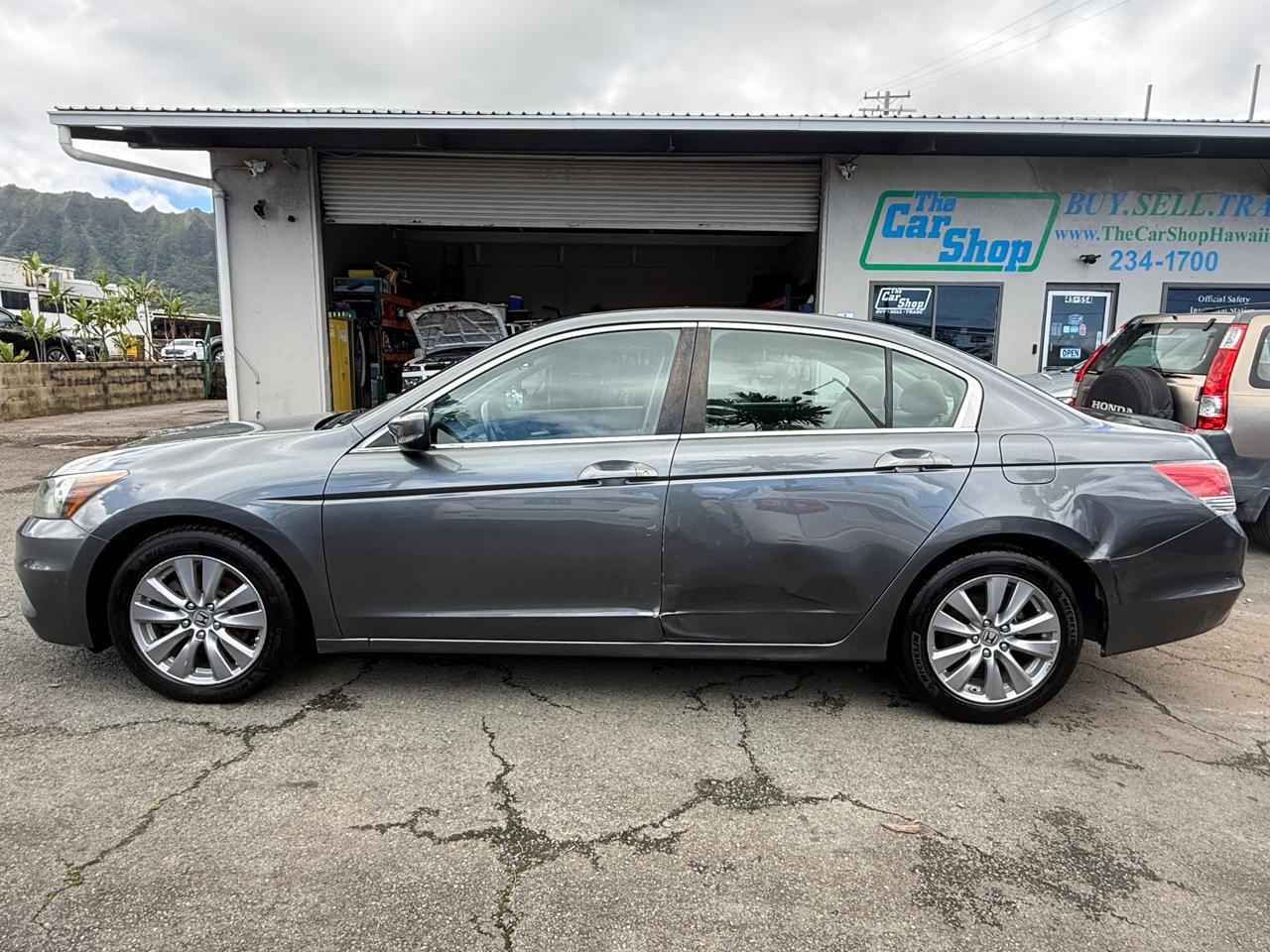 Honda Accord EX Sedan AT 2011