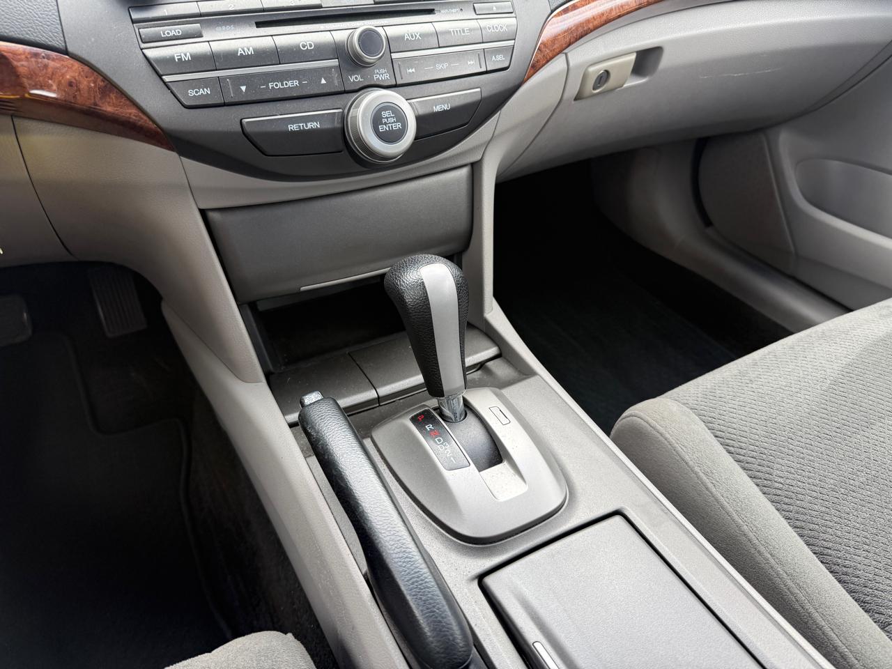 Honda Accord EX Sedan AT 2011