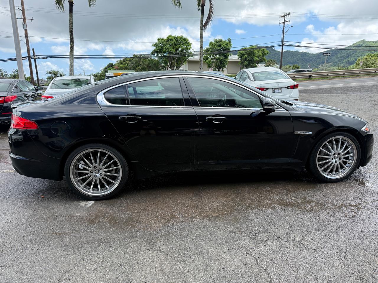 Jaguar XF-Series XF 2012