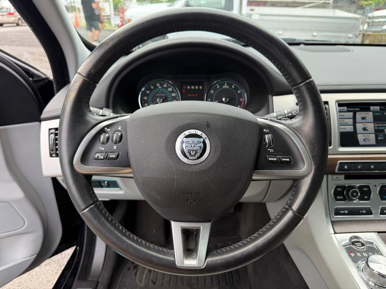 Jaguar XF-Series XF 2012