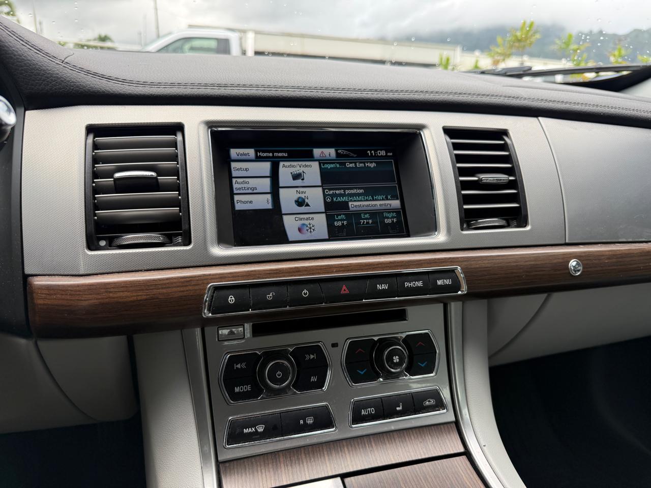 Jaguar XF-Series XF 2012