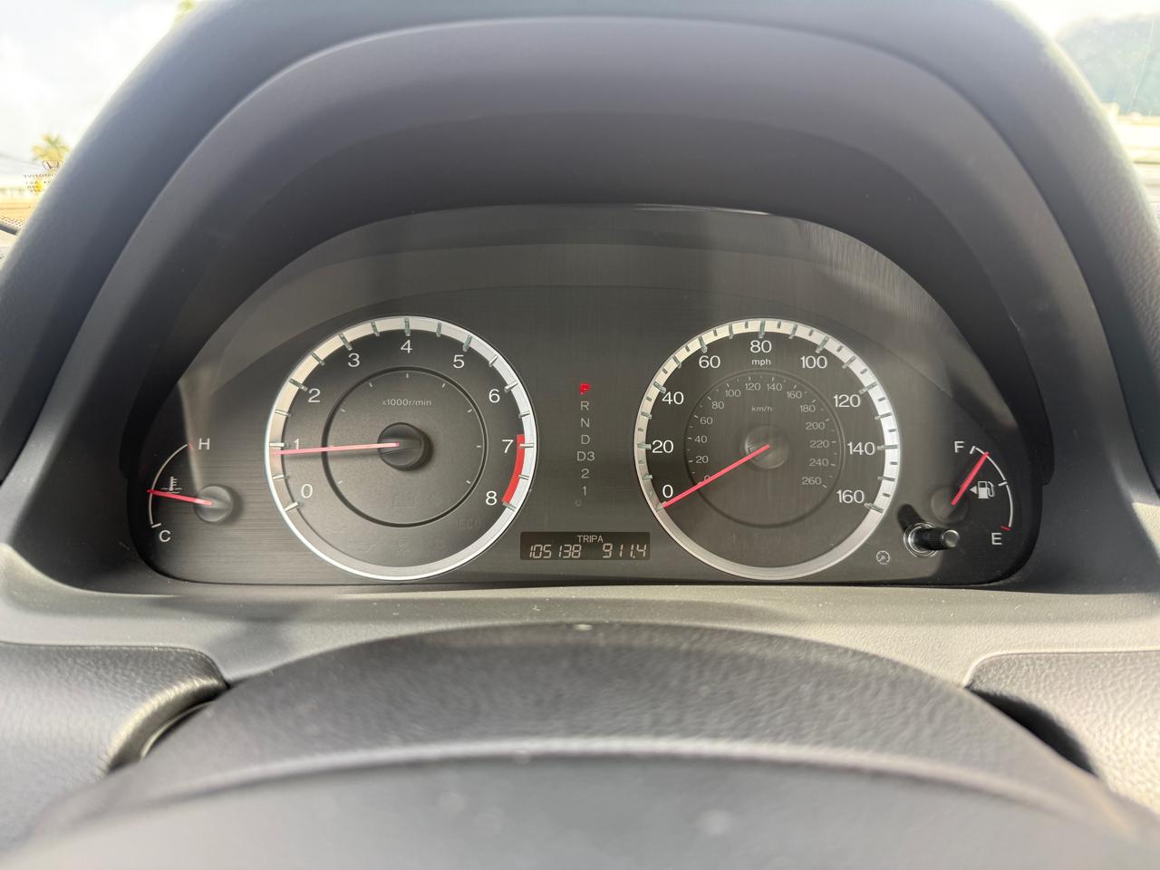 Honda Accord LX sedan AT 2012