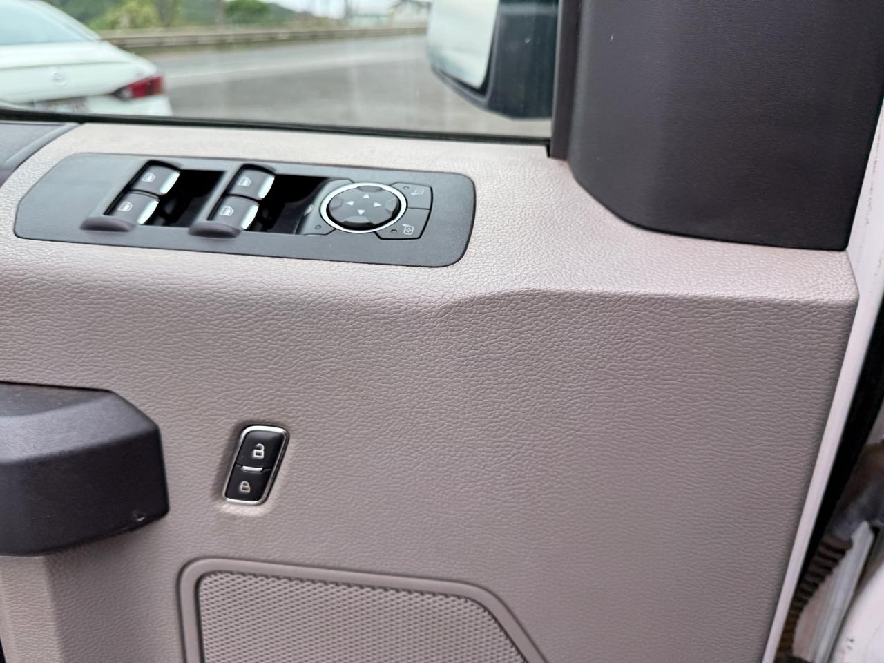 Ford F-150 XL SuperCrew 5.5-ft. Bed 4WD 2017