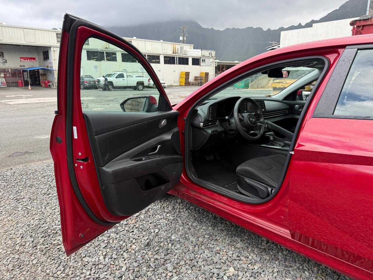 Hyundai Elantra SEL 2021
