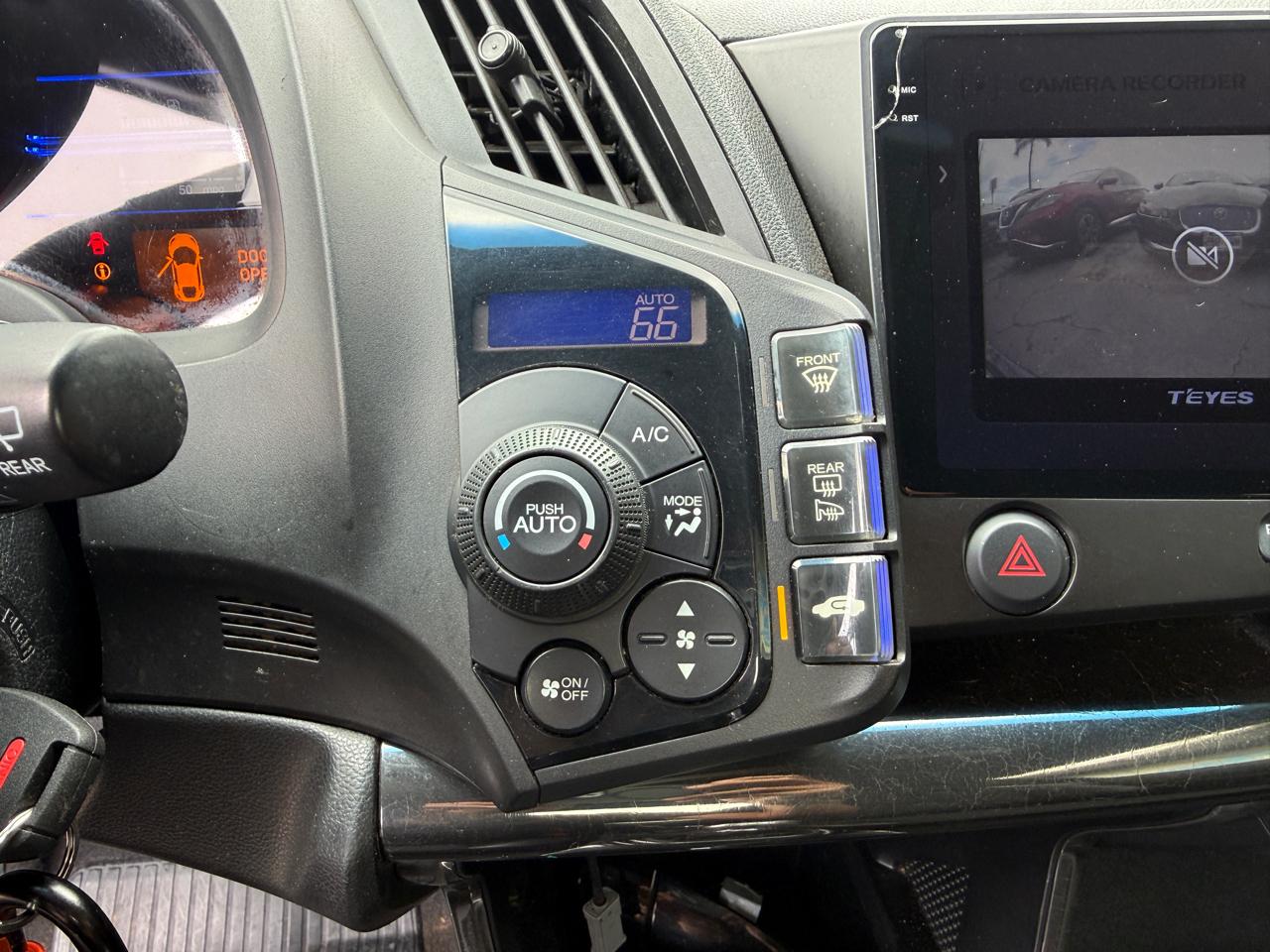 Honda CR-Z EX 6M w/ Navigation 2014