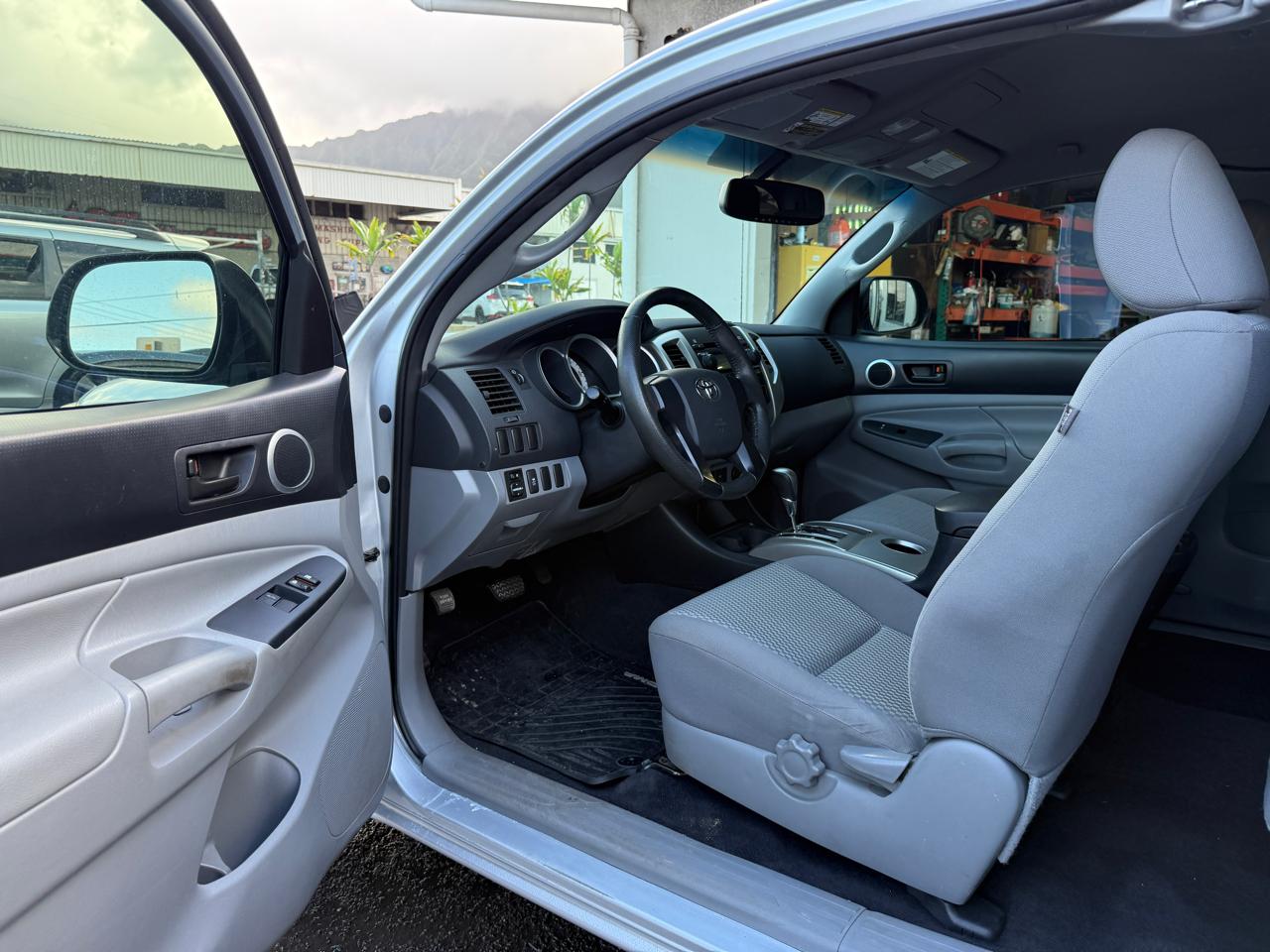 Toyota Tacoma Access Cab Auto 2WD 2012