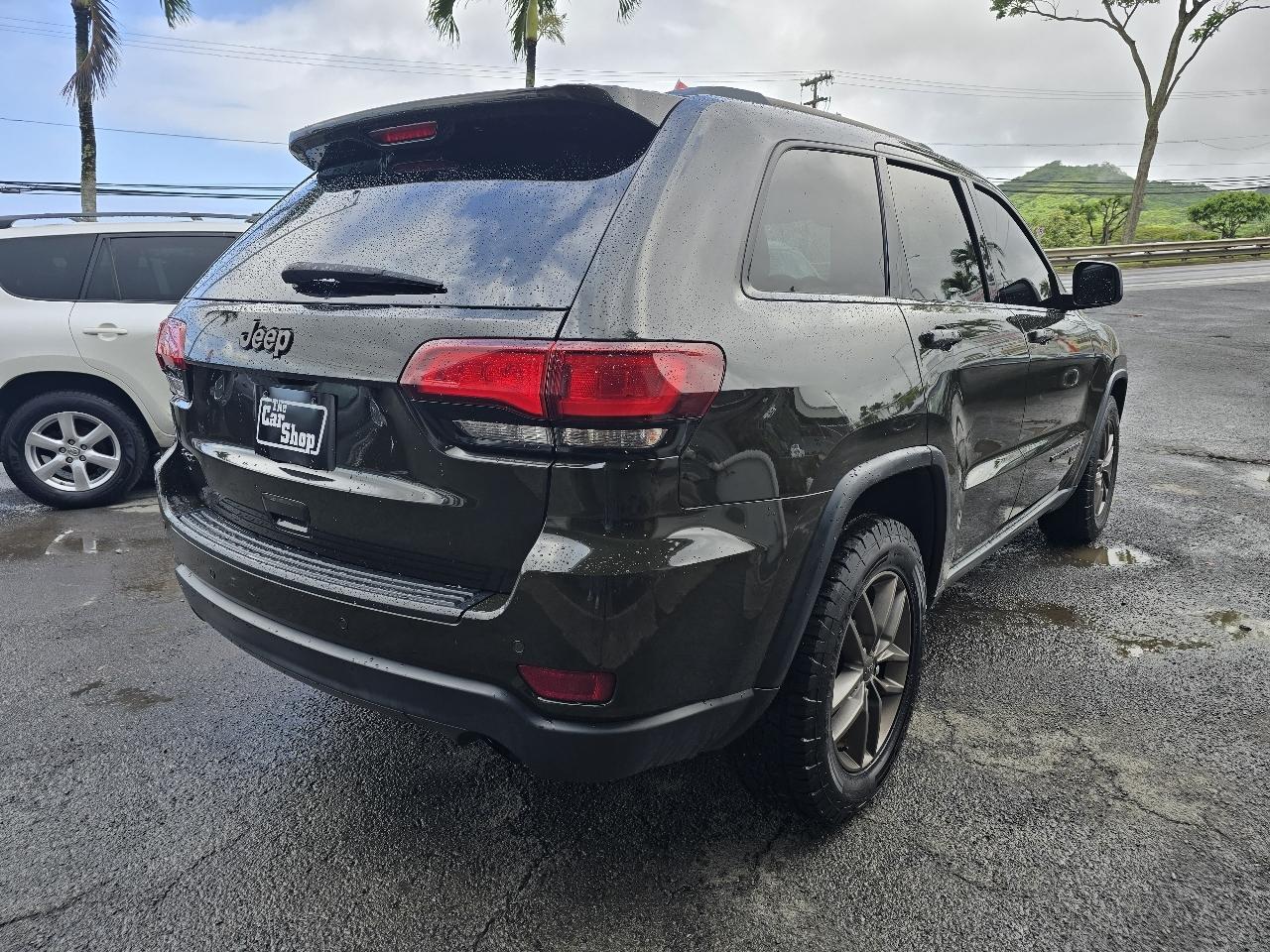 Jeep Grand Cherokee Laredo 4WD 2016