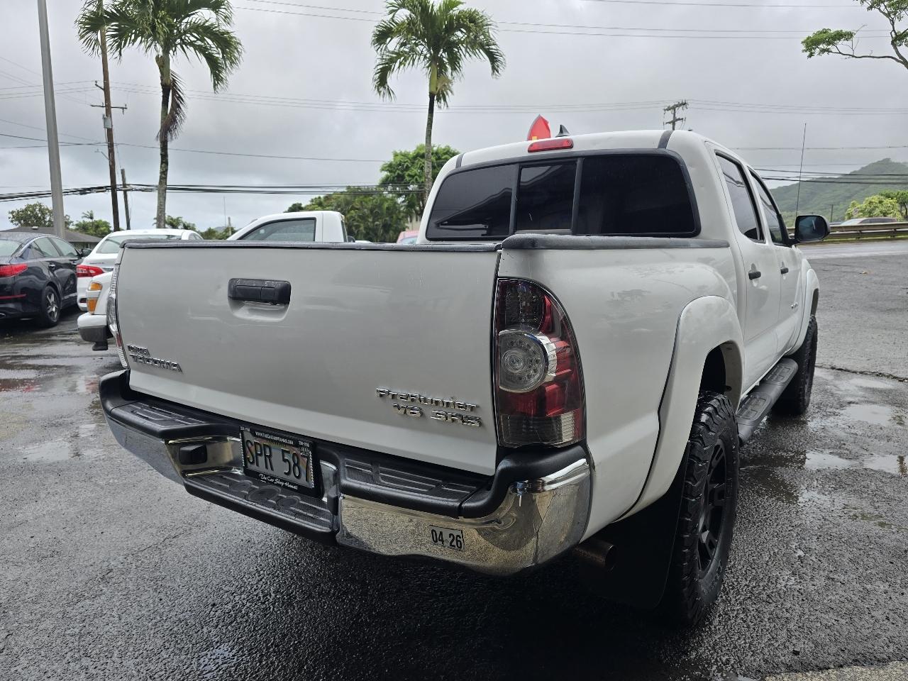 Toyota Tacoma PreRunner Double Cab V6 5AT 2WD 2015