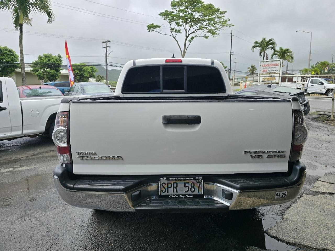 Toyota Tacoma PreRunner Double Cab V6 5AT 2WD 2015