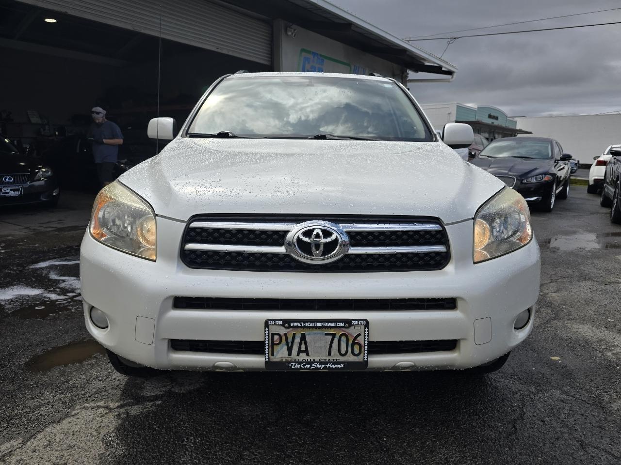 Toyota RAV4 Limited I4 2WD with 3rd Row 2008