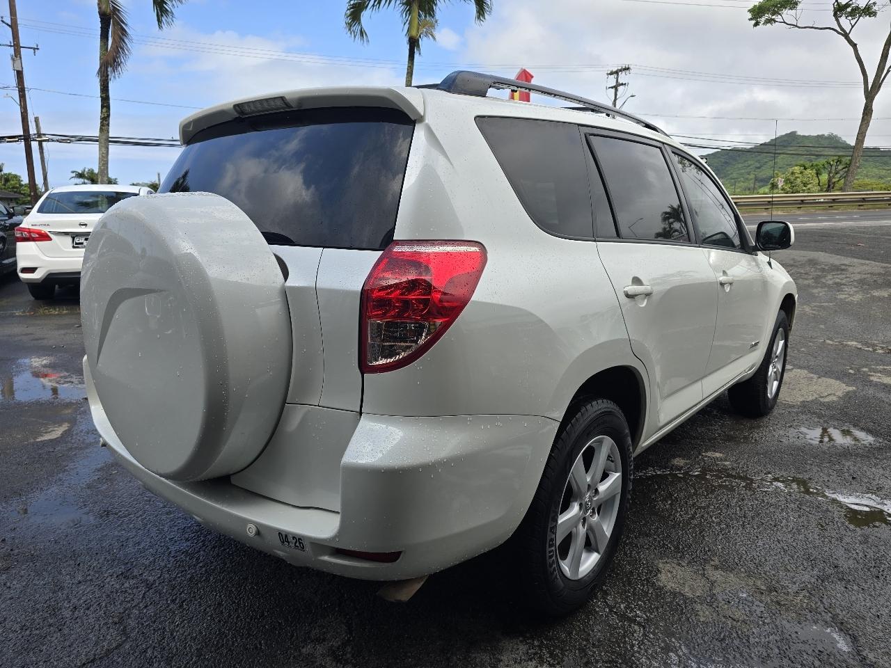 Toyota RAV4 Limited I4 2WD with 3rd Row 2008