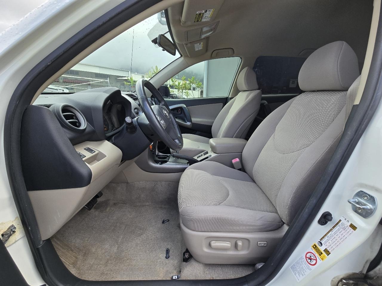 Toyota RAV4 Limited I4 2WD with 3rd Row 2008