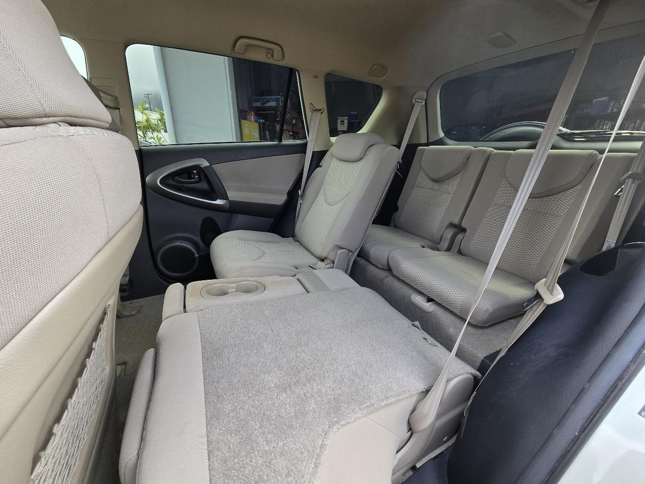 Toyota RAV4 Limited I4 2WD with 3rd Row 2008