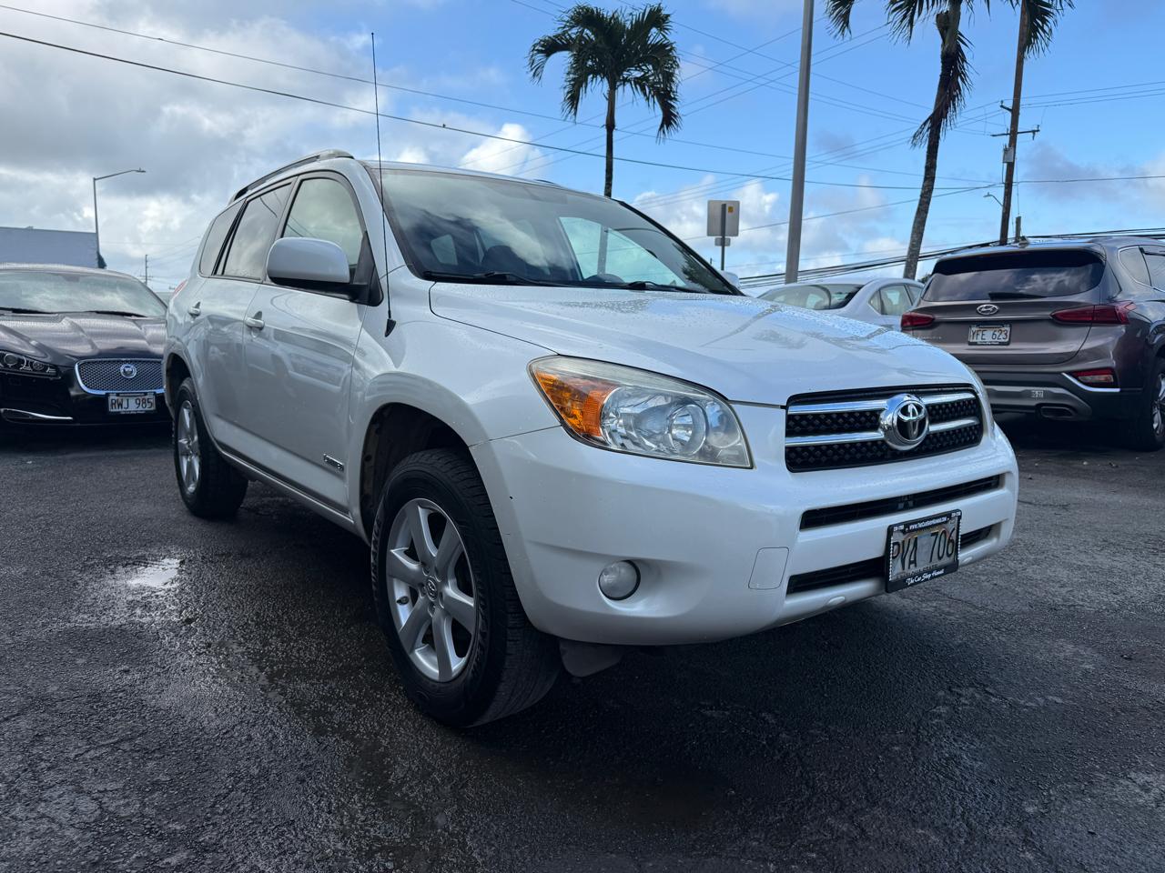Toyota RAV4 Limited I4 2WD with 3rd Row 2008