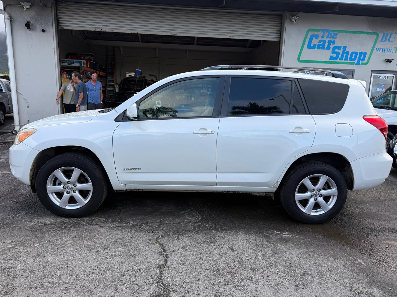 Toyota RAV4 Limited I4 2WD with 3rd Row 2008
