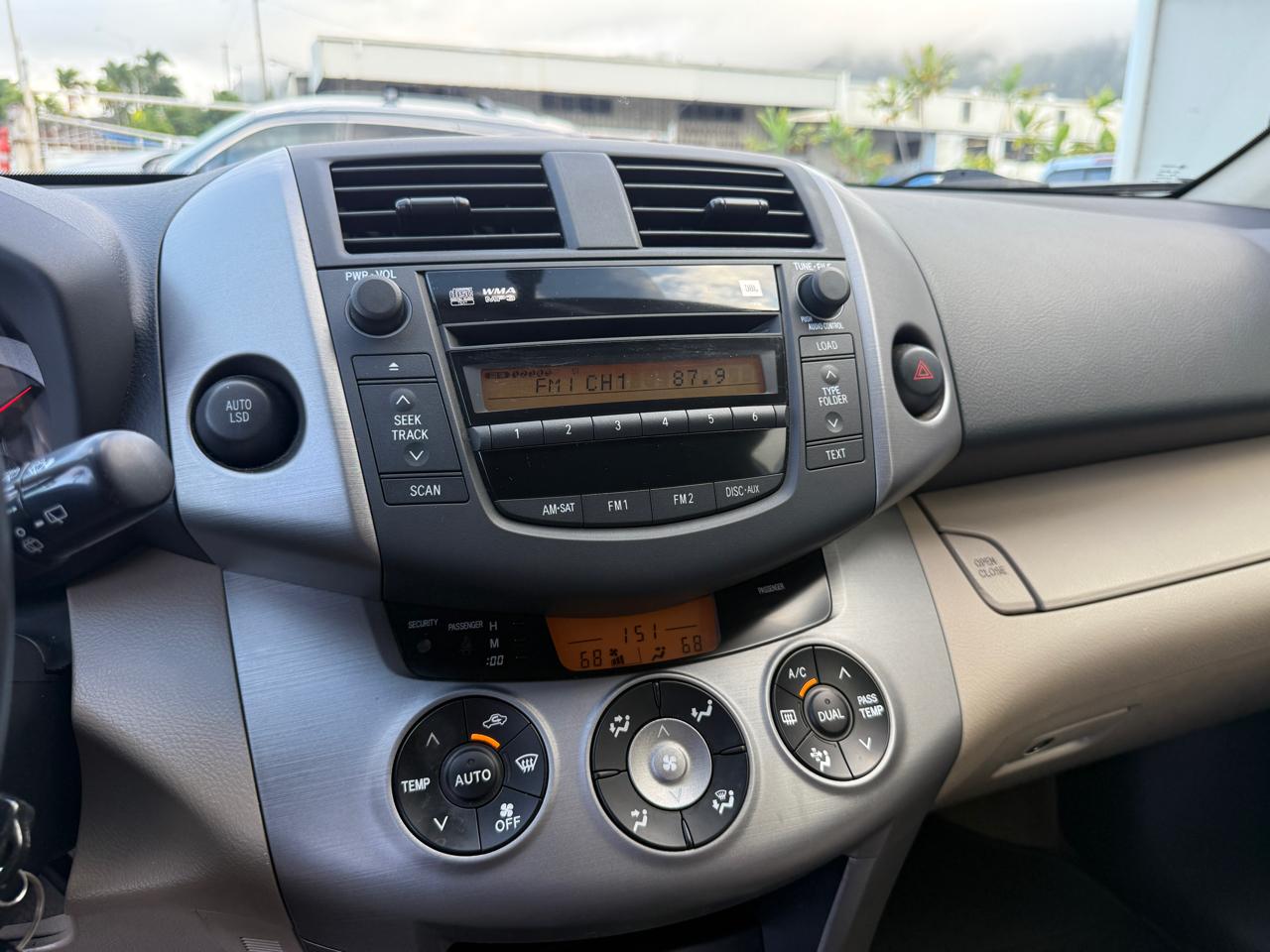 Toyota RAV4 Limited I4 2WD with 3rd Row 2008