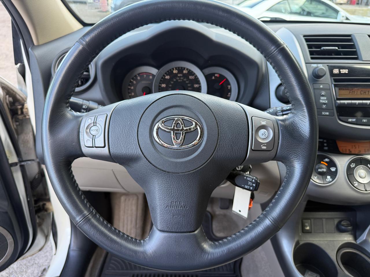 Toyota RAV4 Limited I4 2WD with 3rd Row 2008