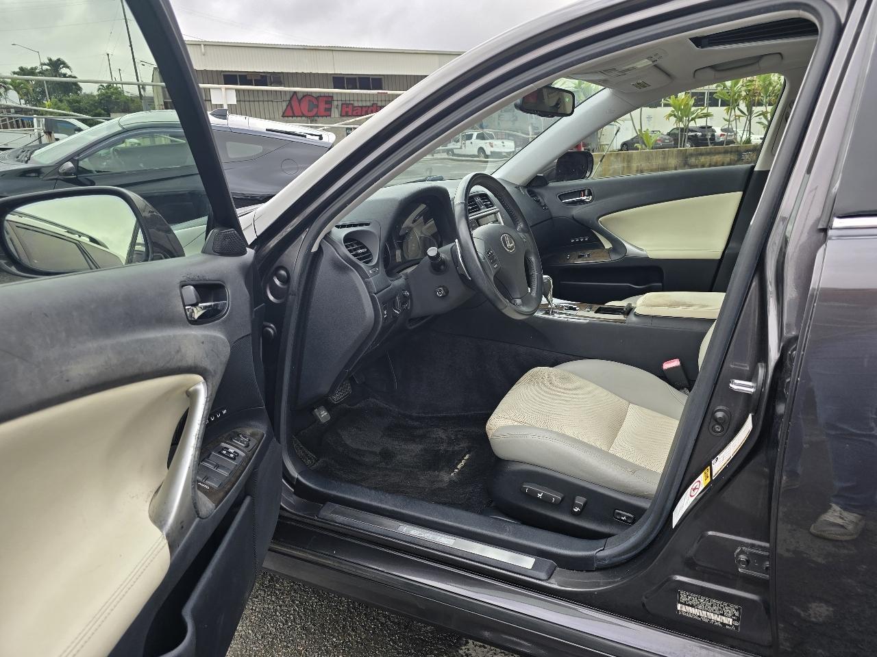 Lexus IS IS 250 6-Speed Manual 2009