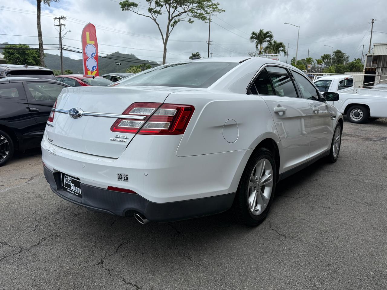 Ford Taurus SEL FWD 2014