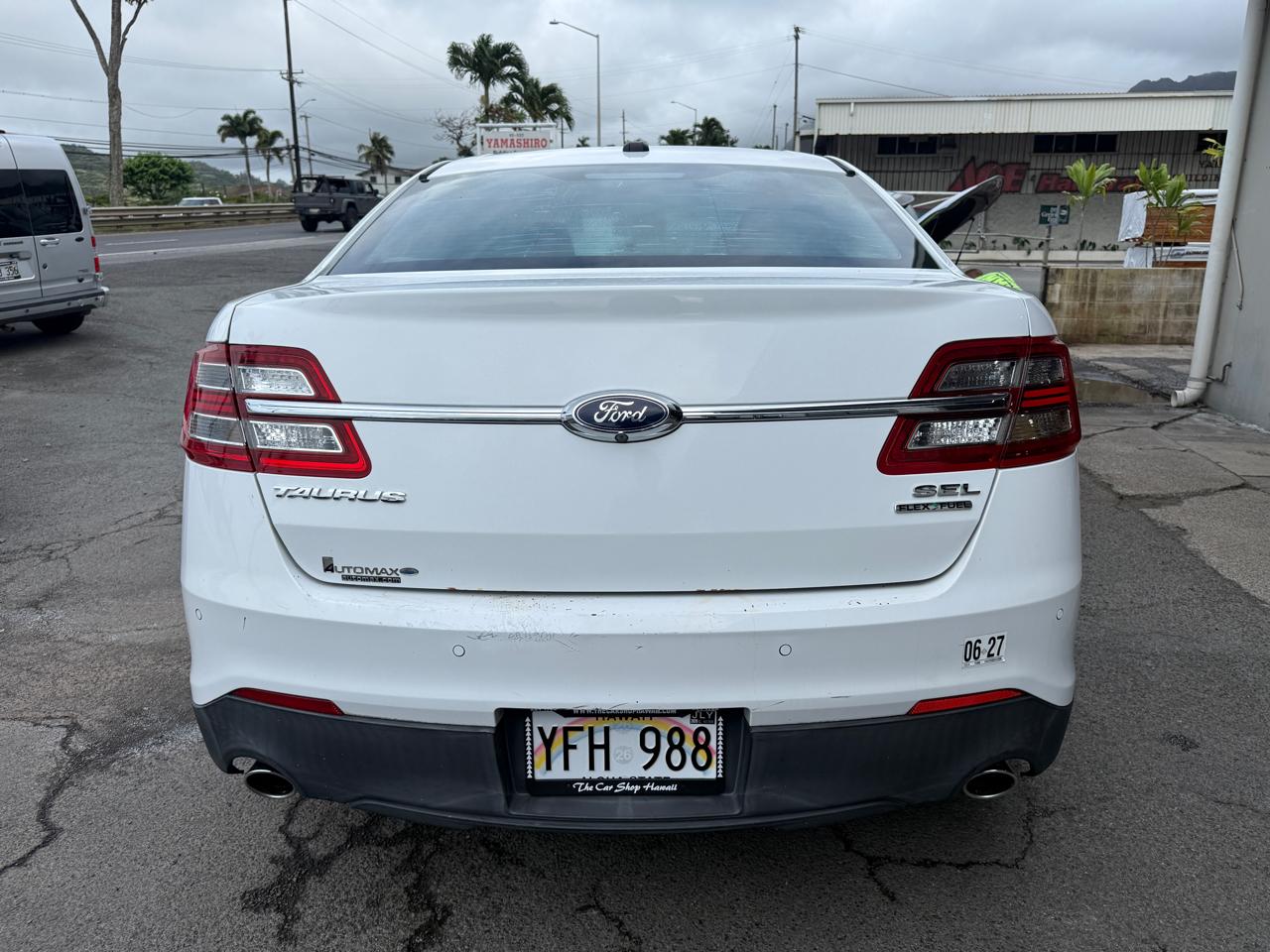 Ford Taurus SEL FWD 2014