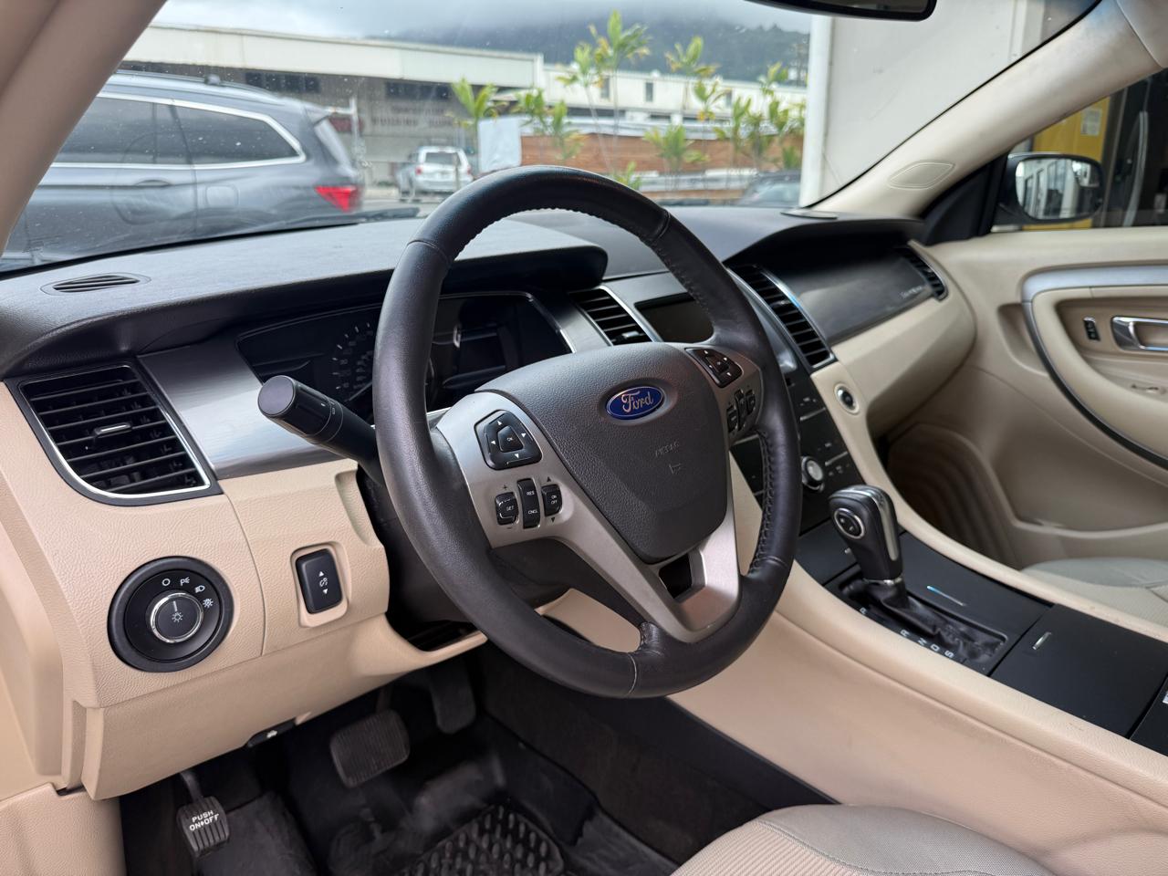 Ford Taurus SEL FWD 2014