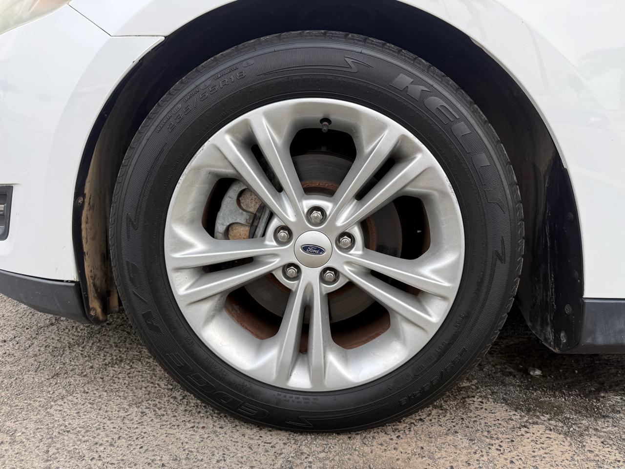 Ford Taurus SEL FWD 2014