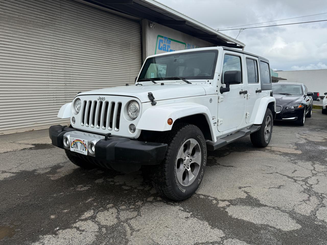Jeep Wrangler Unlimited Sahara 4WD 2017