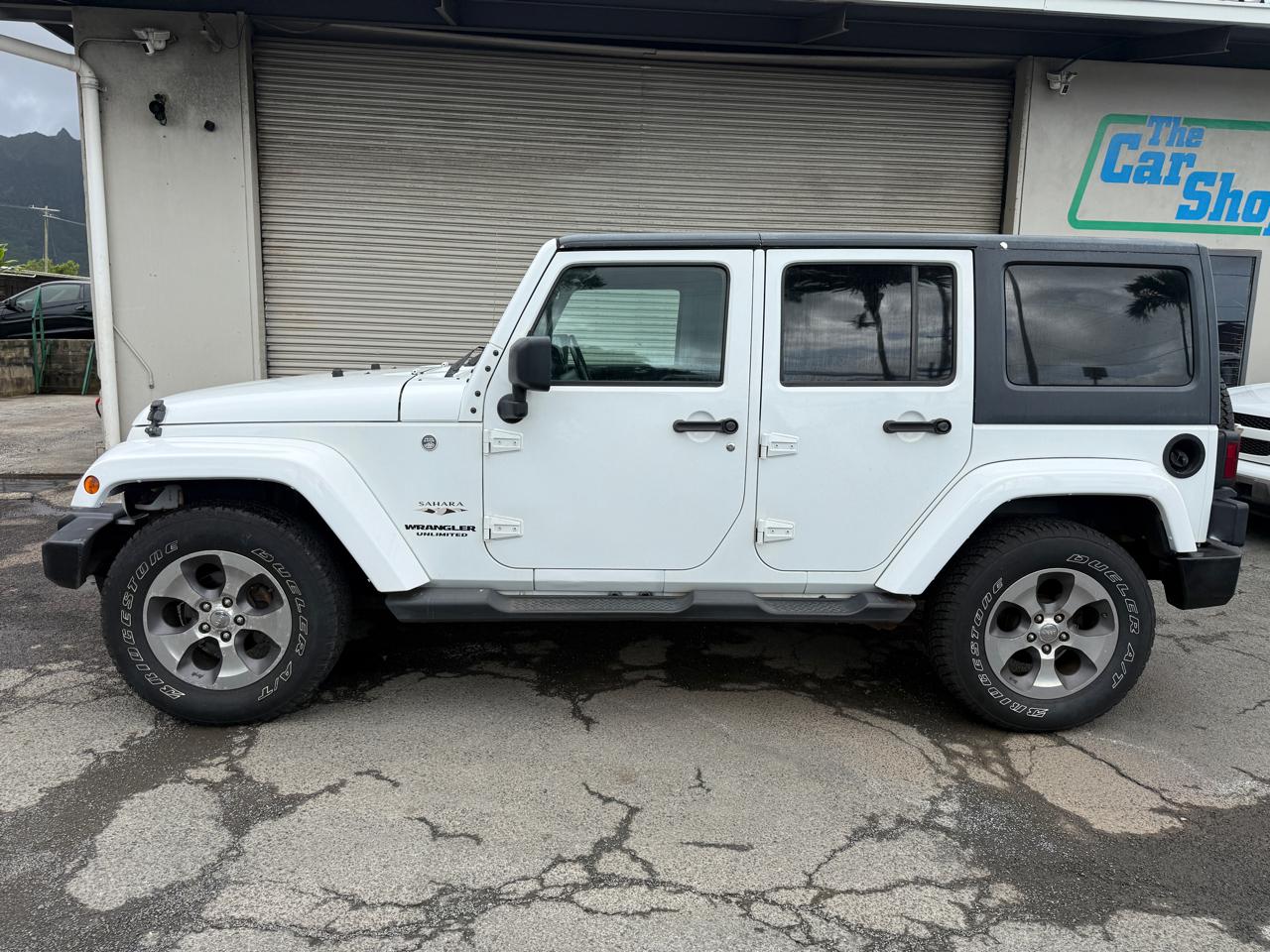 Jeep Wrangler Unlimited Sahara 4WD 2017