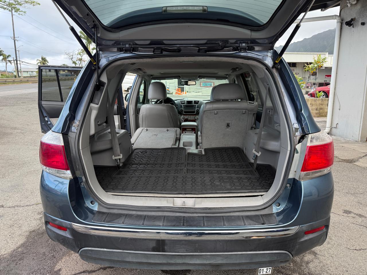 Toyota Highlander Limited 2013