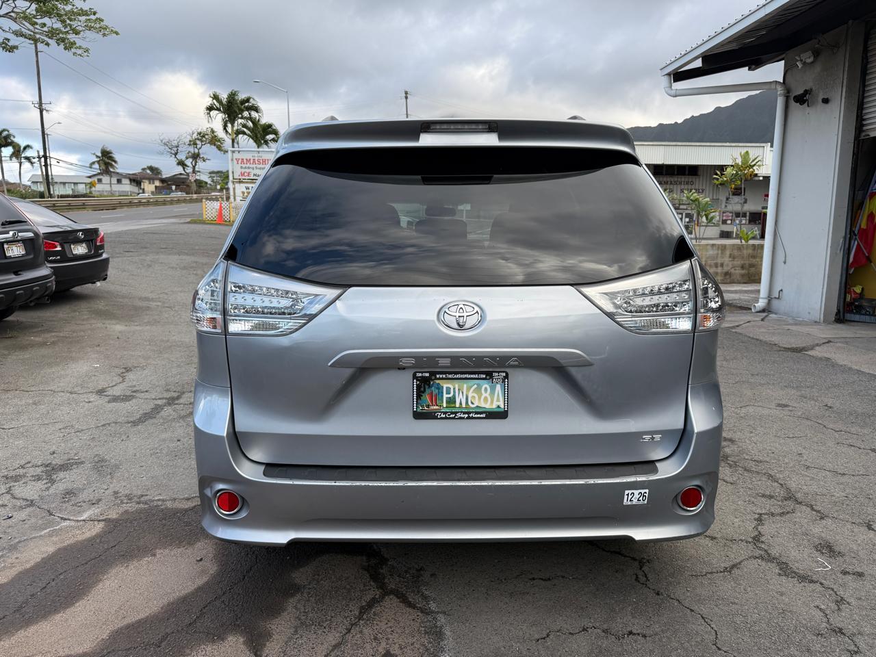 Toyota Sienna  2014