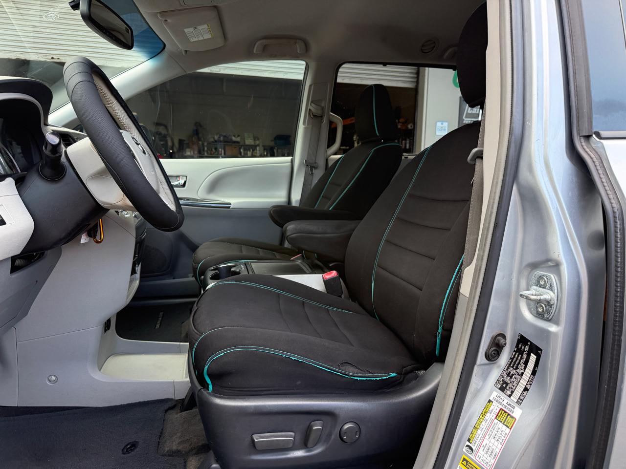 Toyota Sienna  2014